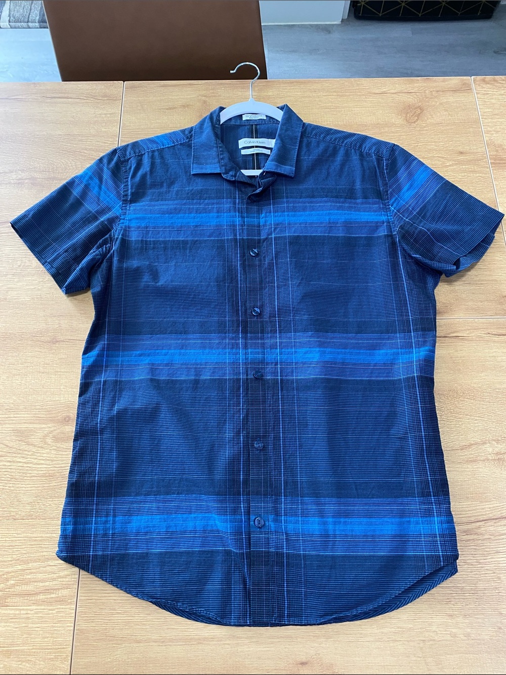 Calvin Klein Navy and Blue Plaid Short-Sleeve Button-Down Shirt